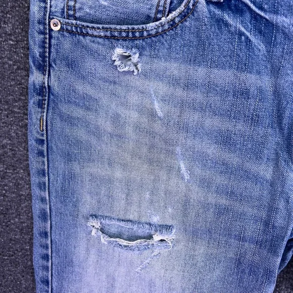 American Eagle Shorts Mens 31 Light Blue Raw Hem Distressed Denim Summer Bermuda - Picture 8 of 15